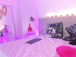 Live webcam model gabby-reyes1 on Soda Cams