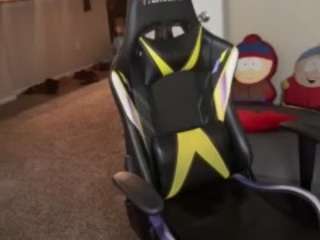 Live webcam model mstrinafoxx on Soda Cams