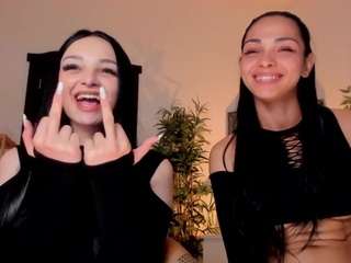 peanughty live webcam show