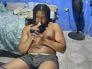 travisxo