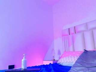 alana-rose1 Live Webcam on CamSoda