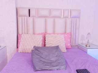 alana-rose1 live webcam show