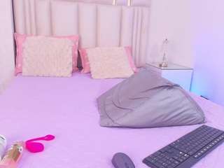alana-rose1 live webcam show