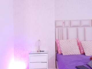 alana-rose1 live webcam show