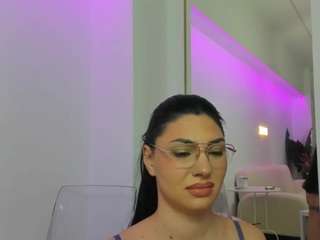 BubblyAva live webcam on Soda Cams