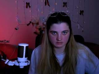 clery-shine Live Webcam on CamSoda