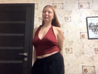 delfinabuttz's CamSoda show and profile