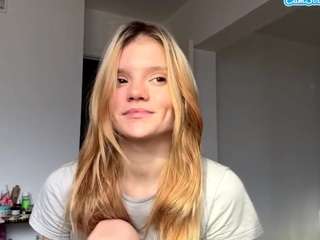 Live webcam model dominiquecarino on Soda Cams