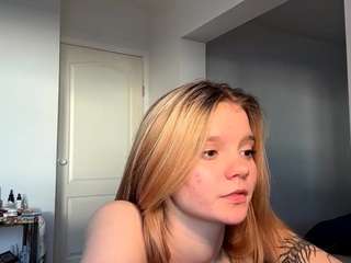 dominiquecarino webcam