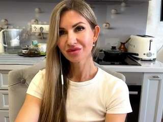 Live webcam model dreamaantunez on Soda Cams