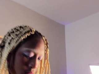 Evelyn delicous ebony