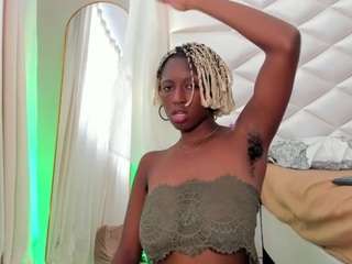 Evelyn delicous ebony