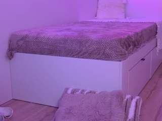 hayleybabe4's CamSoda show and profile