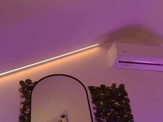 le modèle hayleybabe4 est en webcam porno dans un show sur le site camsoda, il possède les tags suivants: ahegao,skinny,massage,naked,natural,no drinking,pov,pussy,sex toys,sexy,shaved pussy,smoking,lovense,spank,squirter,strip,striptease,tattoos,teen 18,toys