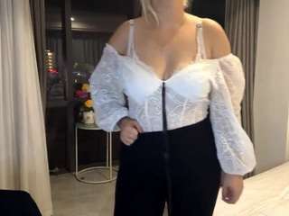 Live webcam model isabellaashbrook on Soda Cams