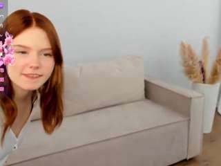 julia-anis Live Webcam on CamSoda