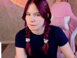 julia-anis Live Webcam on CamSoda