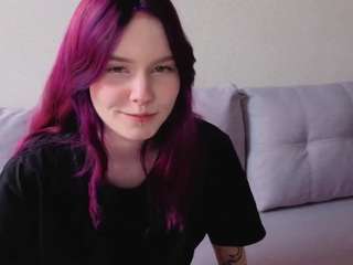 julia-anis live cam profile