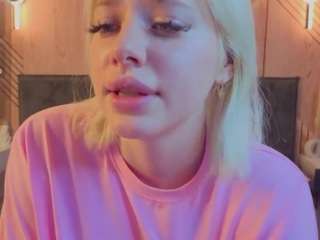 kate-krose Live Webcam on CamSoda