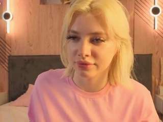 Kate live webcam show
