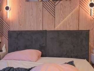 Kate live webcam show