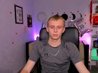 kevin-nix's CamSoda show and profile