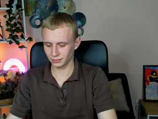 kevin-nix's CamSoda show and profile