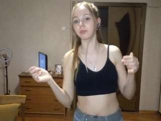 lakshmischmidt's CamSoda show and profile