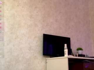 Viola live webcam show