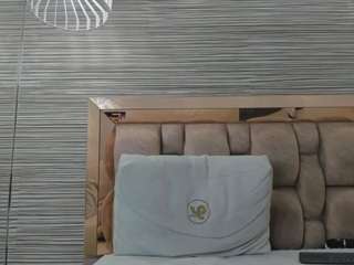 olivia-kollins webcam