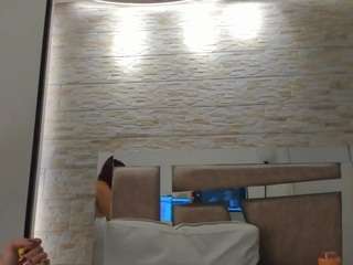 olivia-kollins webcam