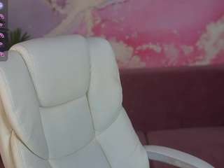 OliviaMore live webcam show