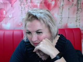 renatadaster's CamSoda show and profile