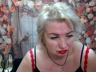 renatadaster's CamSoda show and profile