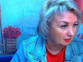 renatadaster's CamSoda show and profile