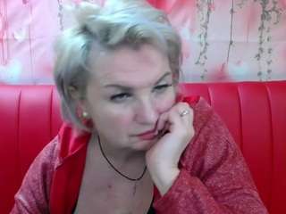 renatadaster's CamSoda show and profile