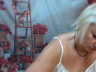 renatadaster live webcam show