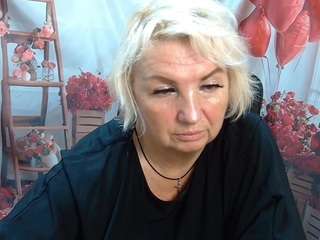 renatadaster live profile