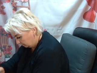 renatadaster live profile