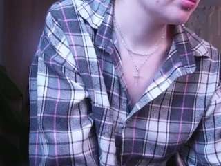 rinabloom's CamSoda show and profile