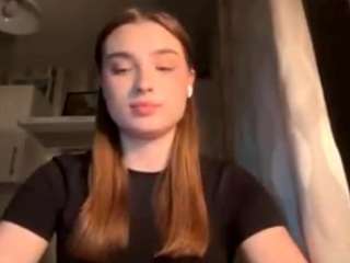 le modèle robertojoslyn est en webcam porno dans un show sur le site camsoda, il possède les tags suivants: amateur,striptease,sexting,sexy,shower,skinny,solo,spank,spanking,sporty,straight,submissive,public,tease,teen 18,tiny,tiny ass,tiny tits,twerk,voyeur