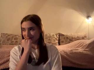 robertojoslyn Live Webcam on CamSoda