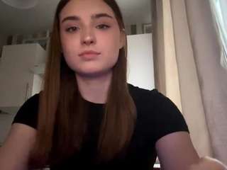 robertojoslyn's CamSoda show and profile