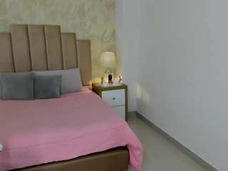 sccarlett-wett webcam