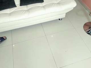 Live webcam model thegirls-girls on Soda Cams