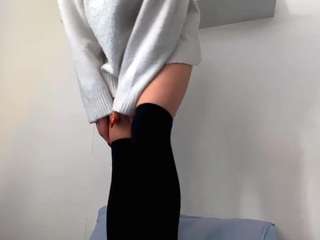 genevievesena's CamSoda show and profile