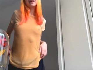 genevievesena, female webcam model,  years old, on live webcam