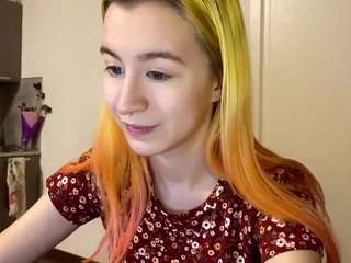 genevievesena live cam profile