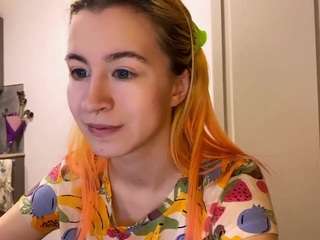 genevievesena live cam profile