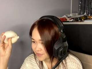 reginaaustad's CamSoda show and profile